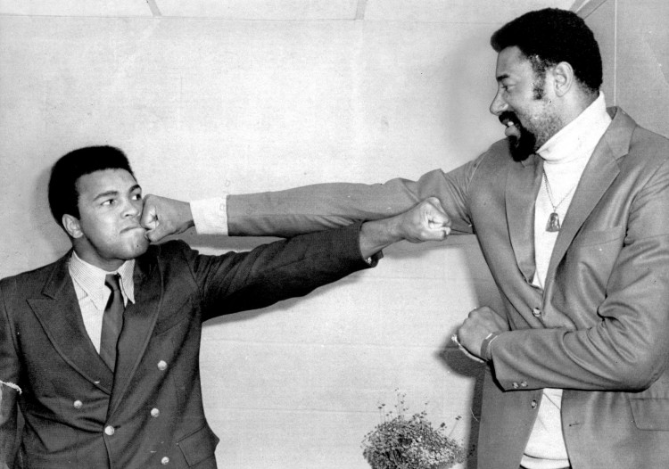 zhibo8-年终大战得分榜！火箭登53分造极境 077杜兰特上榜 近4旬乔詹在列