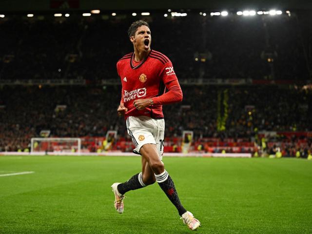 直播8-曼联官方：瓦拉内合同到期，今夏离队