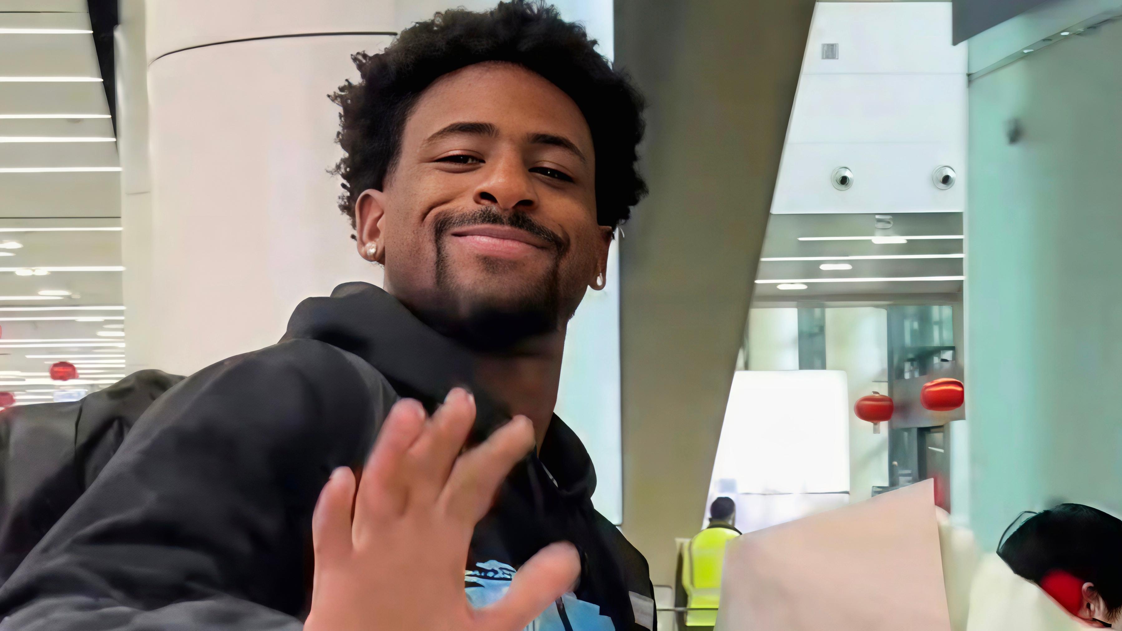 直播吧-赵继伟作壁上观！哈维首秀15分,布罗金顿现场学习,辽篮101:94北控