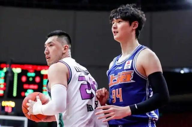 足球-CBA8进4抢三大战!京粤加时绝杀后,谁能拿下最后四强席位?
